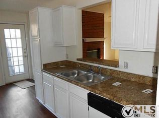 1005 Glencrest Dr, Cedar Hill, TX 75104