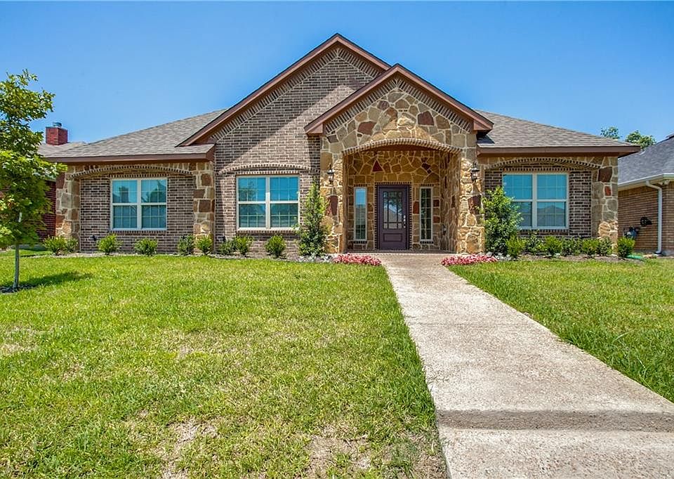 1st image of 4821 Crestpoint Ln