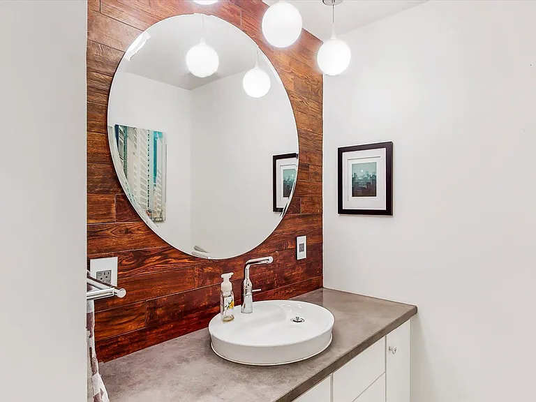 301 N Neil St #808-809 — Photo 40