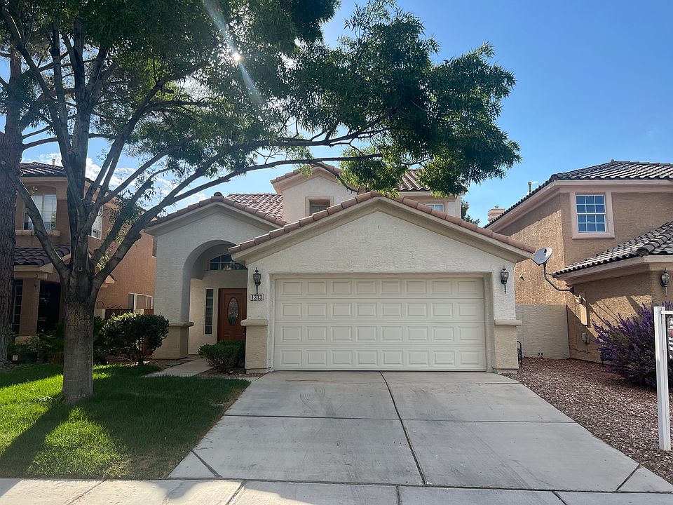 1st image of 1313 Paraiso St