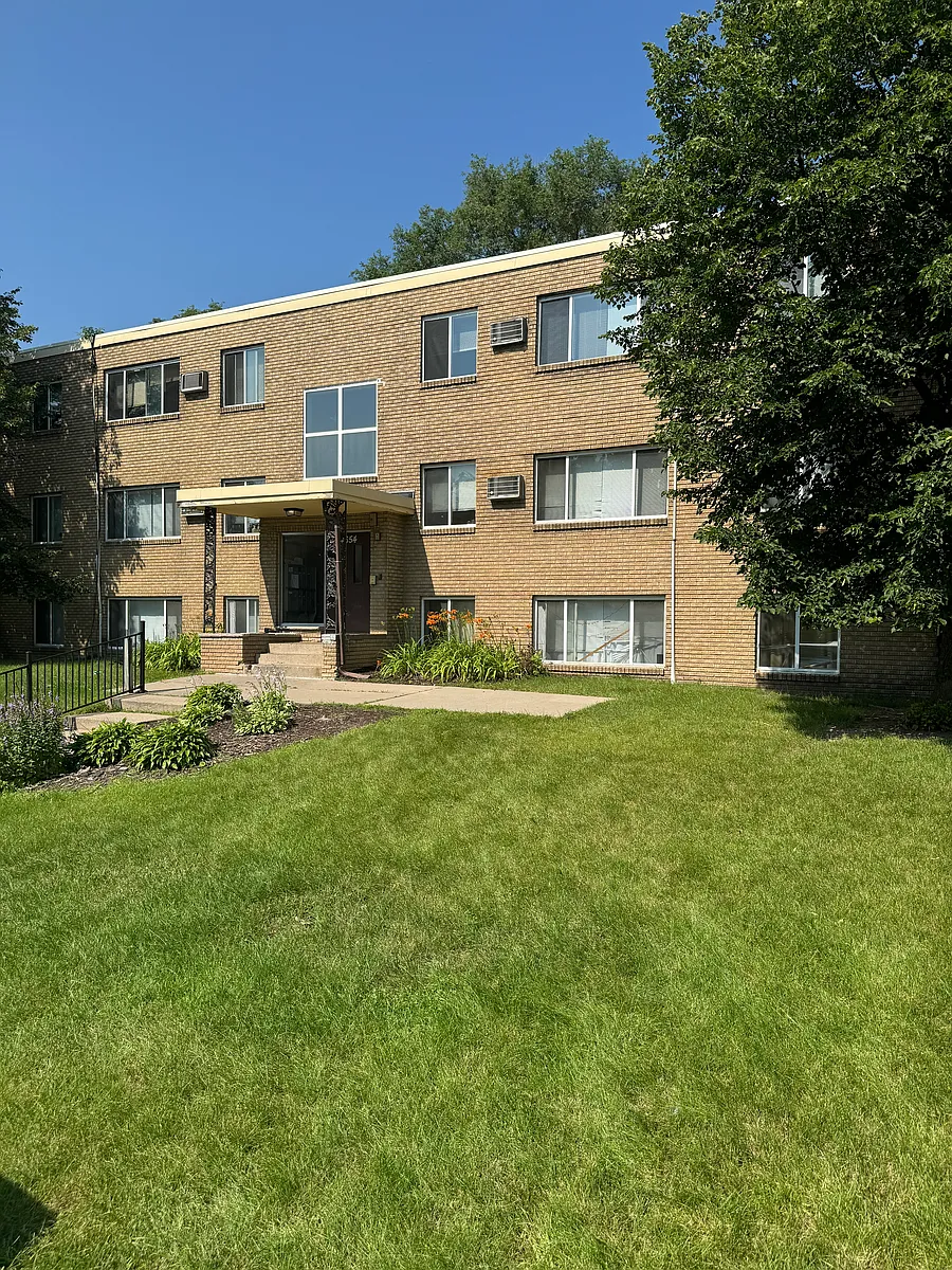 Building Photo - Tyler Properties