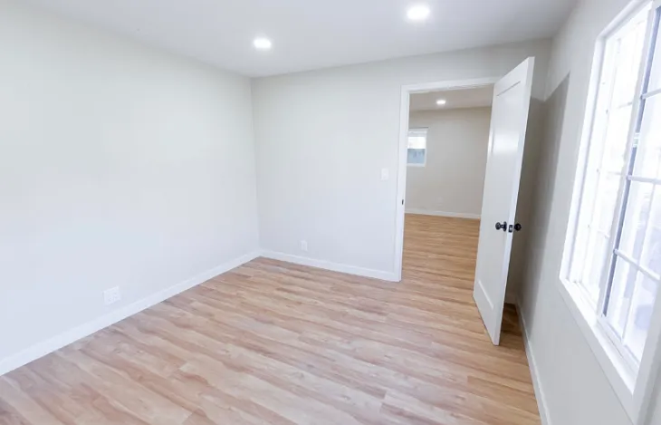 5848 Oliva Ave #GUESTHOUSE — Photo 3