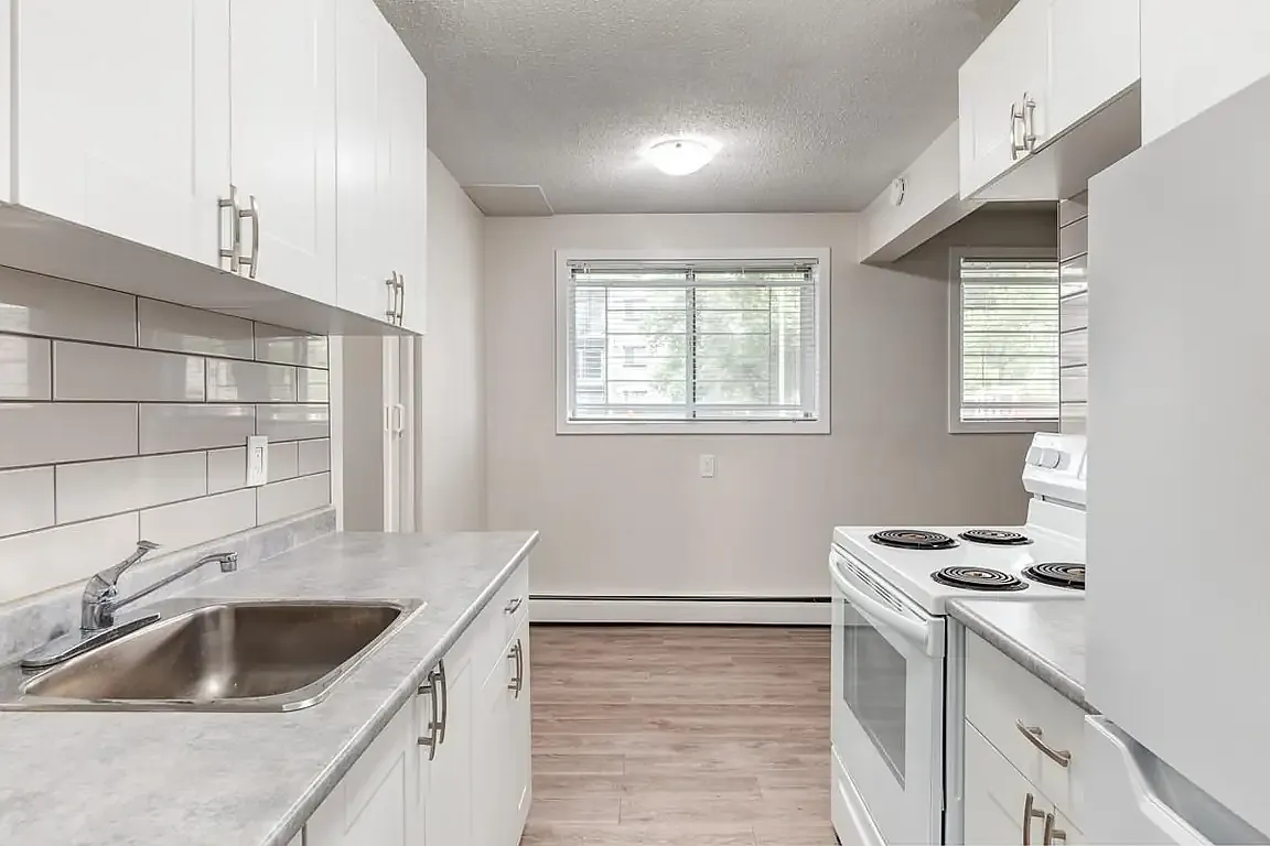 Lockwood Apartments — Photo 4
