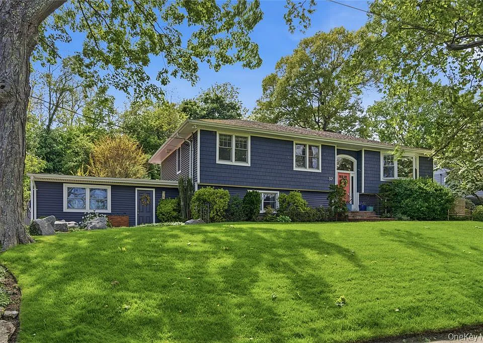 37 McKay Rd #B