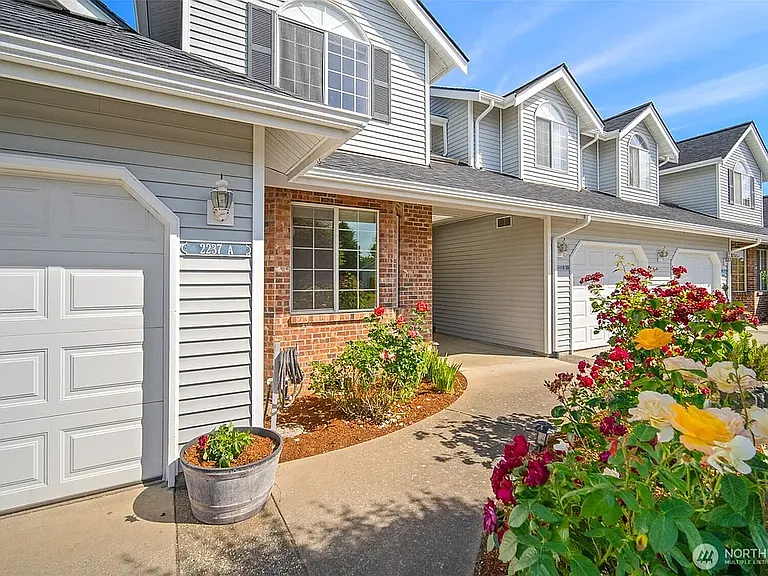 2237 James Cir #A — Photo 9