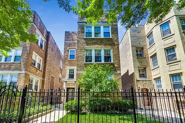 1st image of 6428 N Claremont Ave #3