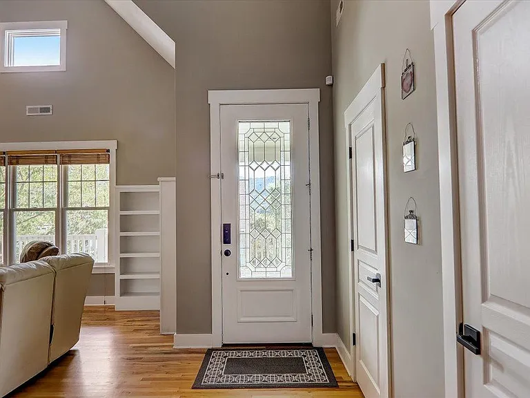 11 Oakhaven Ter — Photo 11