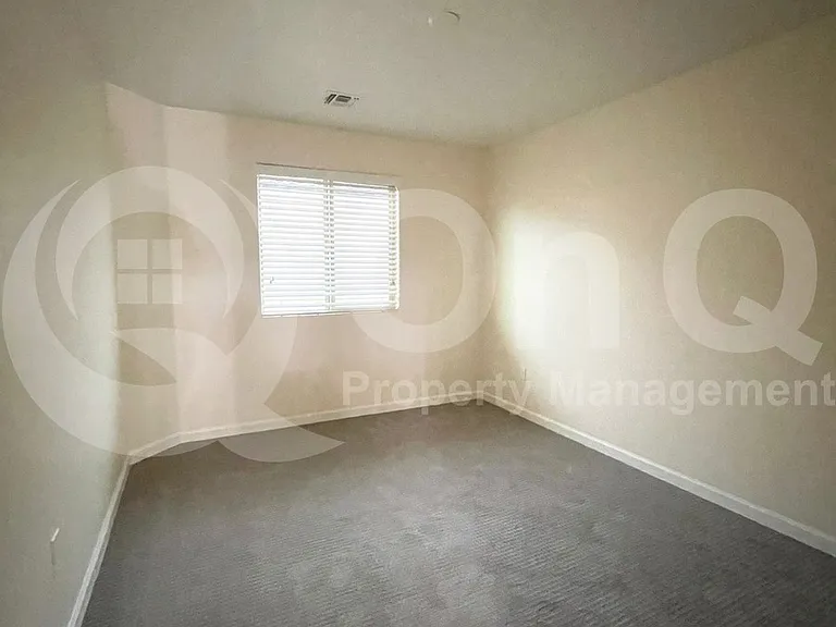 2006 W Thunder Pointe Dr — Photo 16