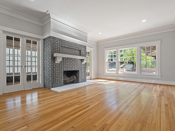 4th image of 1514 Milner Cres