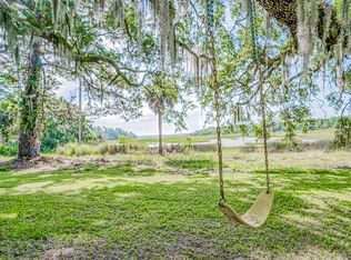 3008 Oak View Dr, Beaufort, SC 29902