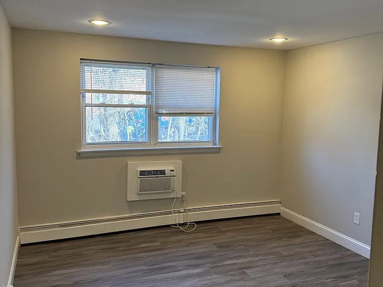 110 Belmont Ave — Photo 15