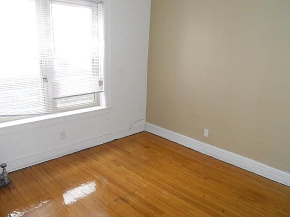 4th image of 4843 N Ashland Ave APT 3B