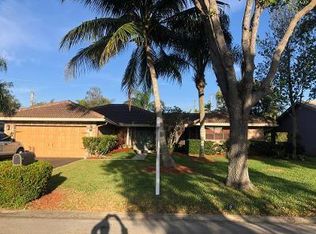5064 NW 66th Dr, Pompano Beach, FL 33067