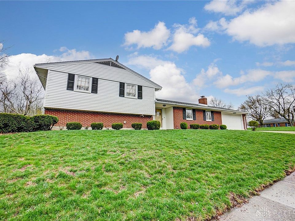6949 Michelle Pl, Englewood, OH 45322 | Zillow