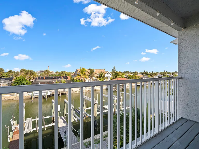 1013 Apollo Beach Blvd — Photo 11