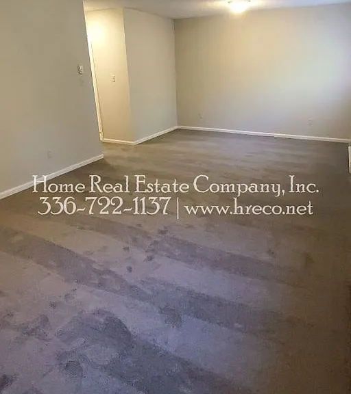 3011 Broadbay Dr #F — Photo 1