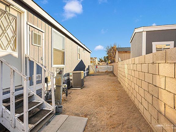 4th image of 45465 25th St E Spc 250