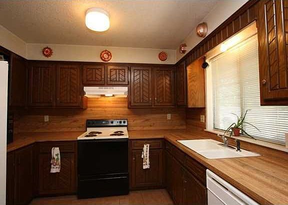 5th image of 221 W Apple Branch Way