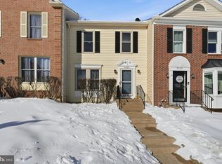 5826 Westwater Ct, Centreville, VA 20121