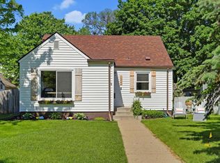 34 Jackson Ave S, Hopkins, MN 55343