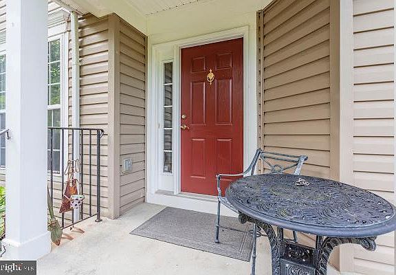 3rd image of 12279 Darrowby Mews