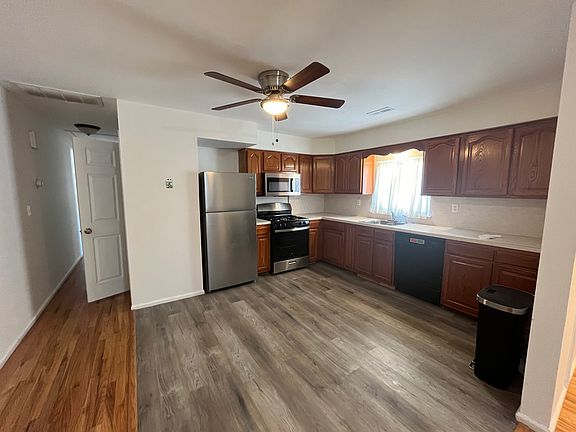 2nd image of 208 Bethel Ave Floor 2
