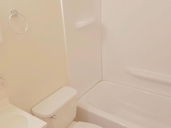 5th image of 7576 Old Peppers Ferry Loop APT 3