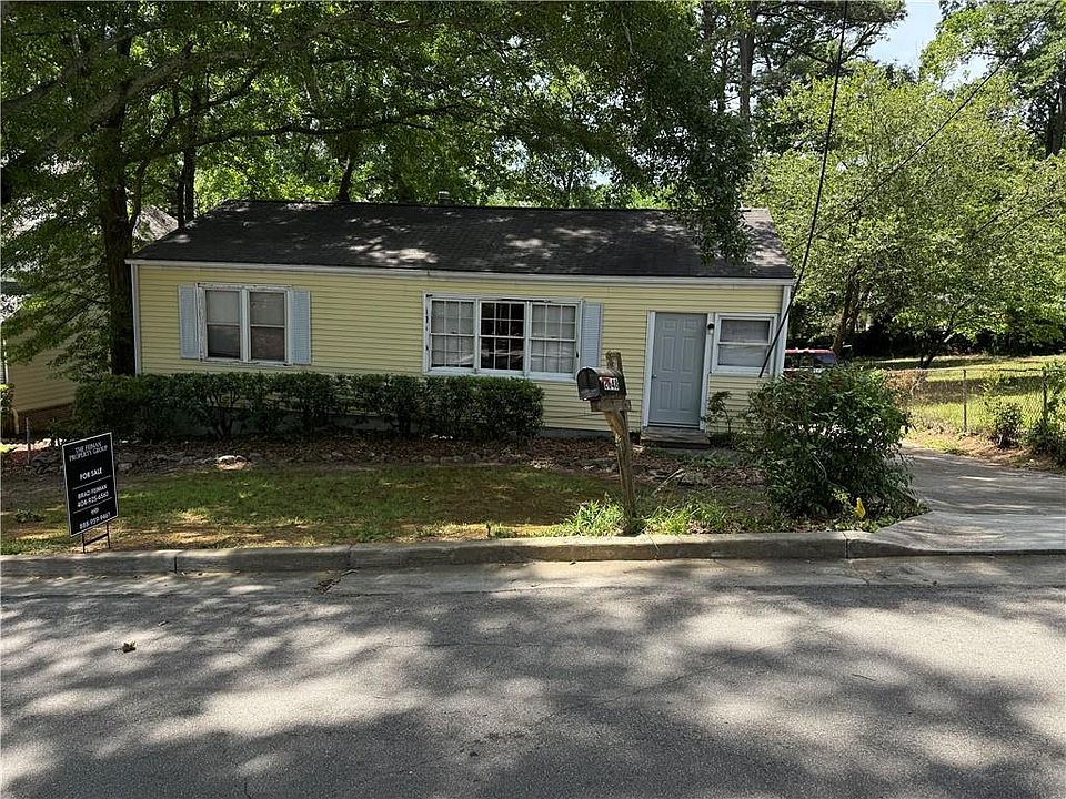 1st image of 2648 Hickory Hill Drive SE