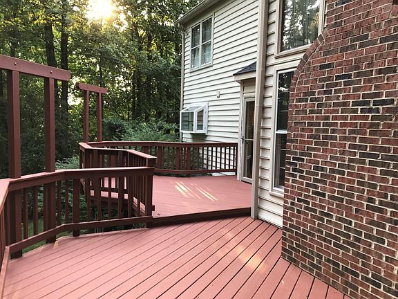 2nd image of 5804 Hannora Ln