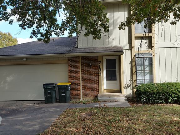 2nd image of 7122 King St #F-7137