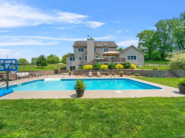 17 Jackson Lane, Campbell Hall, NY 10916