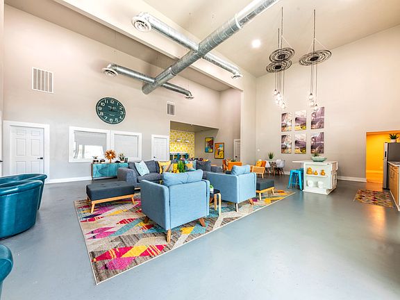 Leasing Office