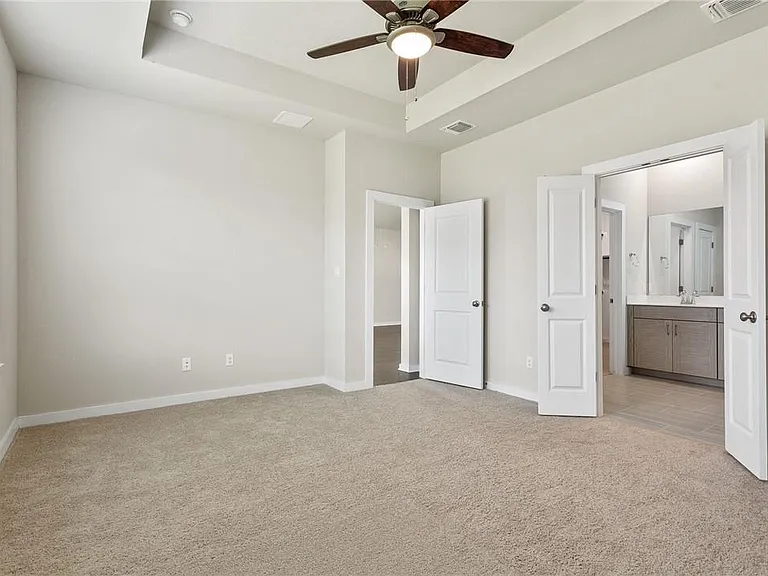 216 Upland Dr — Photo 20