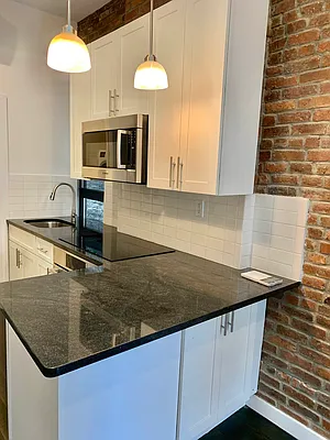 Rented by Oxford Property Group | media 3