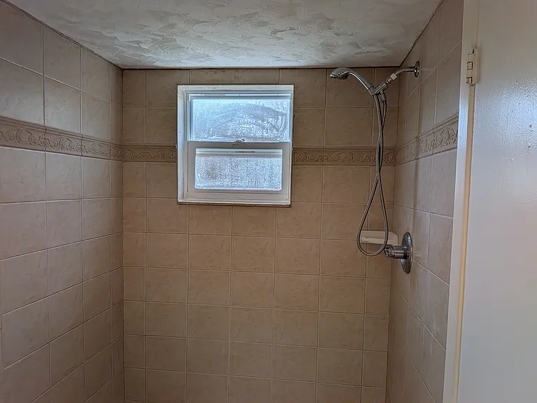 8206 Dedham Dr — Photo 13