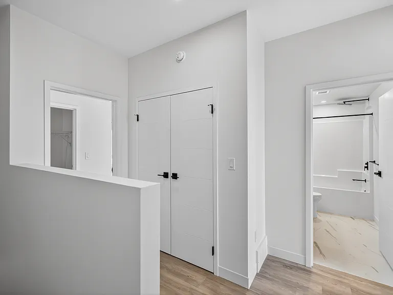 11 Merkel Manza Blvd — Photo 87