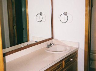 7362 Old Country Club Pl, Meridian, MS 39305