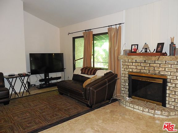 2nd image of 7135 Firmament Ave Unit 15