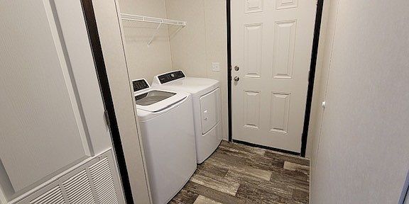 5th image of 5193 Chantelle Dr #132