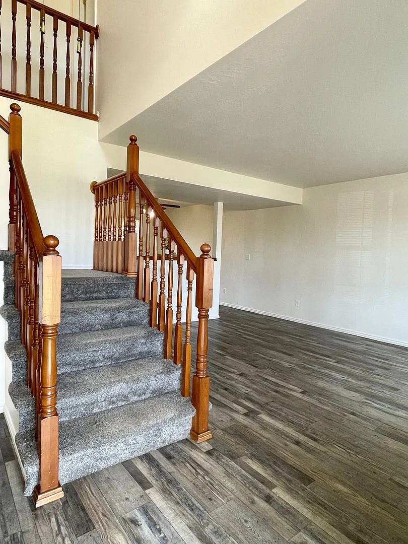 4 Bedroom Syracuse Home — Photo 4