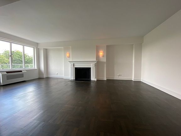 3rd image of 40 Central Park S #9B