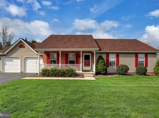 64 Savoir Dr, Hanover, PA 17331