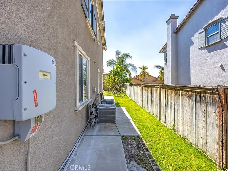 1689 Tivoli St — Photo 35