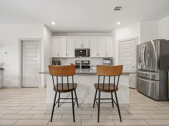 5th image of 13404 Diamond Reef Ln