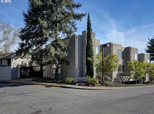 5858 SW Riveridge Ln APT 2, Portland, OR 97239