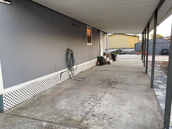 3rd image of 9614 Redwood Blvd