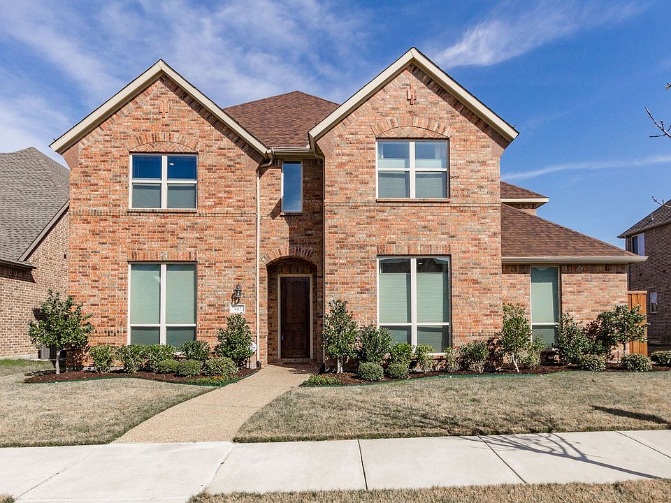 1st image of 437 Lavaine Ln