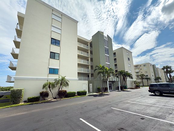 4th image of 403 Highway A1a APT 253