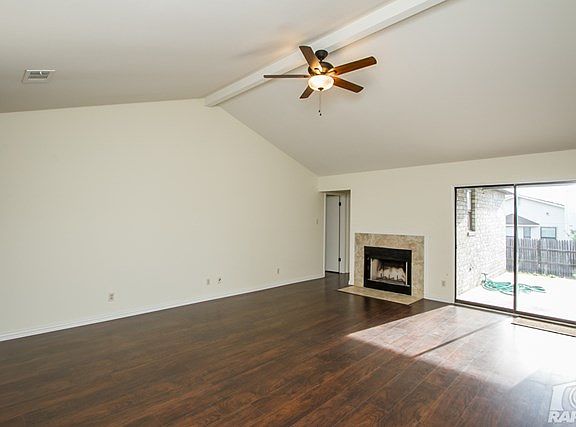 3rd image of 1406 Gregory Dr