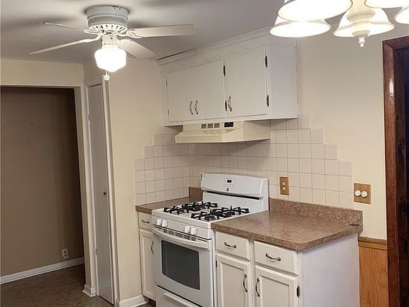 2nd image of 134 Cunard Ave